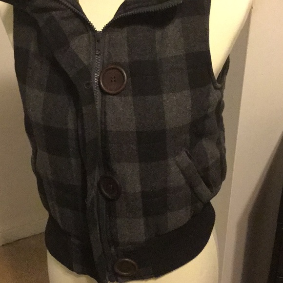 🚩Vest is Junior Size Large Blk/Gray - Picture 2 of 6
